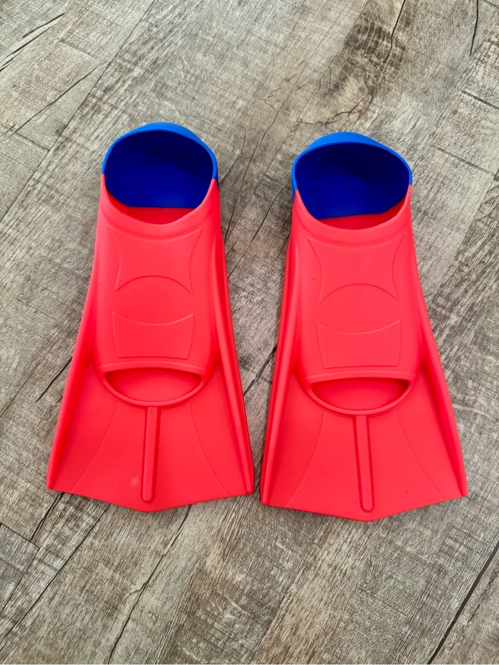Kids Swim Training Fins Medium Size EU 36-38 Red Blue Silicone Lap Swimming NIB